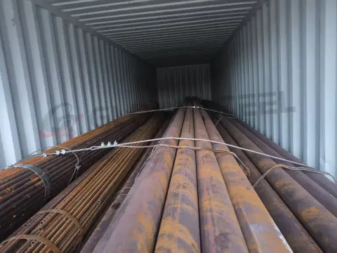 12m seamless steel pipes loaded in 40HQ container for Brazil client