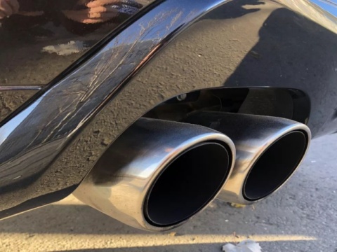 Car exhaust pipe