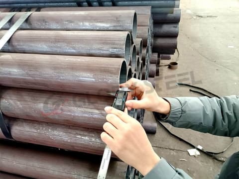 Wall thickness and pipe diameter inspection
