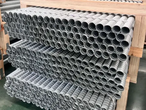 Prestressed corrugated steel-sheathed air duct