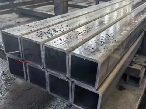 Seamless stainless steel square tube