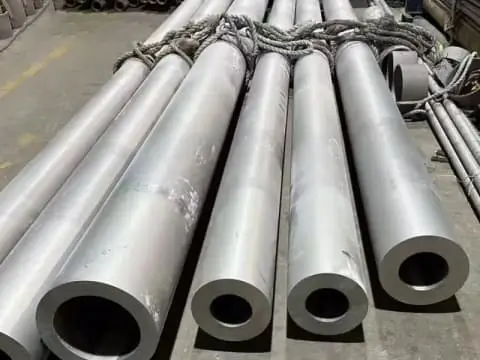 Stainless steel seamless thick-walled tube