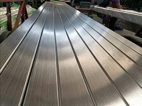 AISI 304 Ss Hairline Stainless Steel