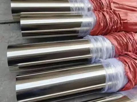 Polished stainless steel welded pipe
