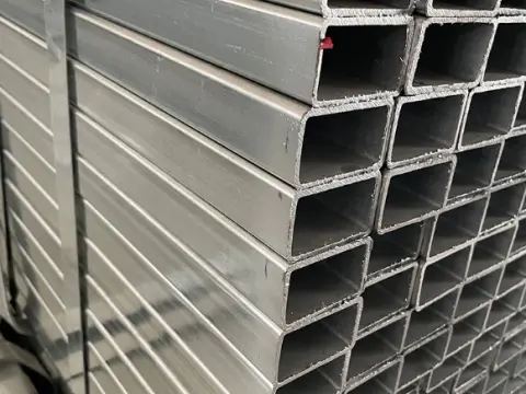 120×60×3.0 Aluminum Rectangular Tube