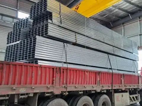 Galvanized rectangular tube shipment